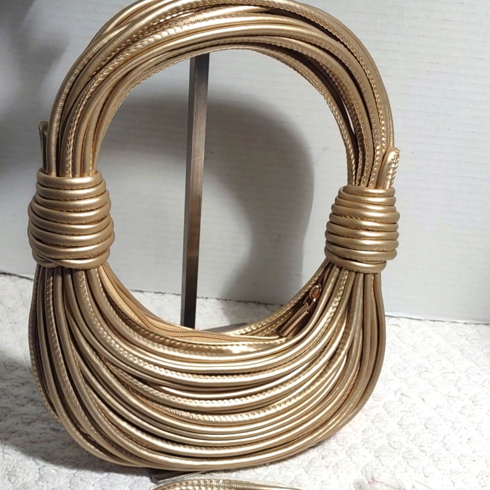 Woven Rope-Style Handbag - Picture 3 of 4